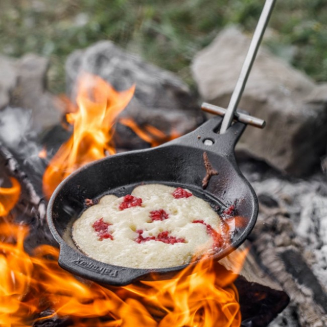 Petromax Lagerfeuerpfanne aus Gusseisen